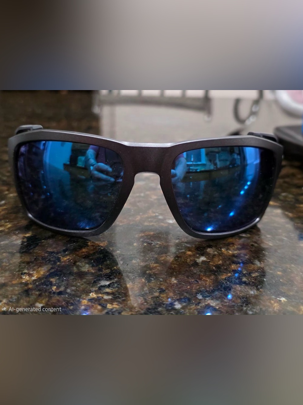 Costa Men's Sunglasses with Blue Mirrored Lenses King Tide 8